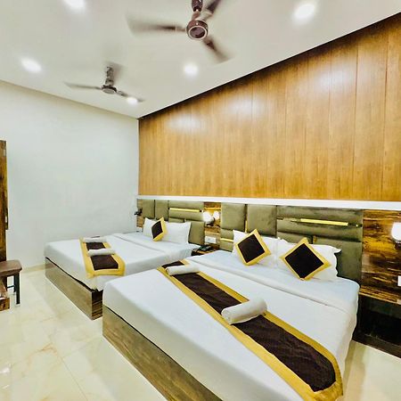 Hotel Gs Amritsar 200 Mtr From Golden Temple Eksteriør bilde